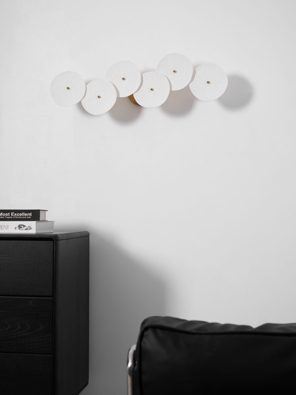 Jesse Elegance Nordic Art Petal Wall Lamp