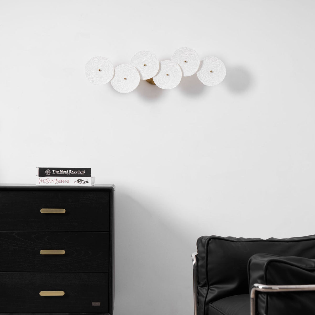 Jesse Elegance Nordic Art Petal Wall Lamp