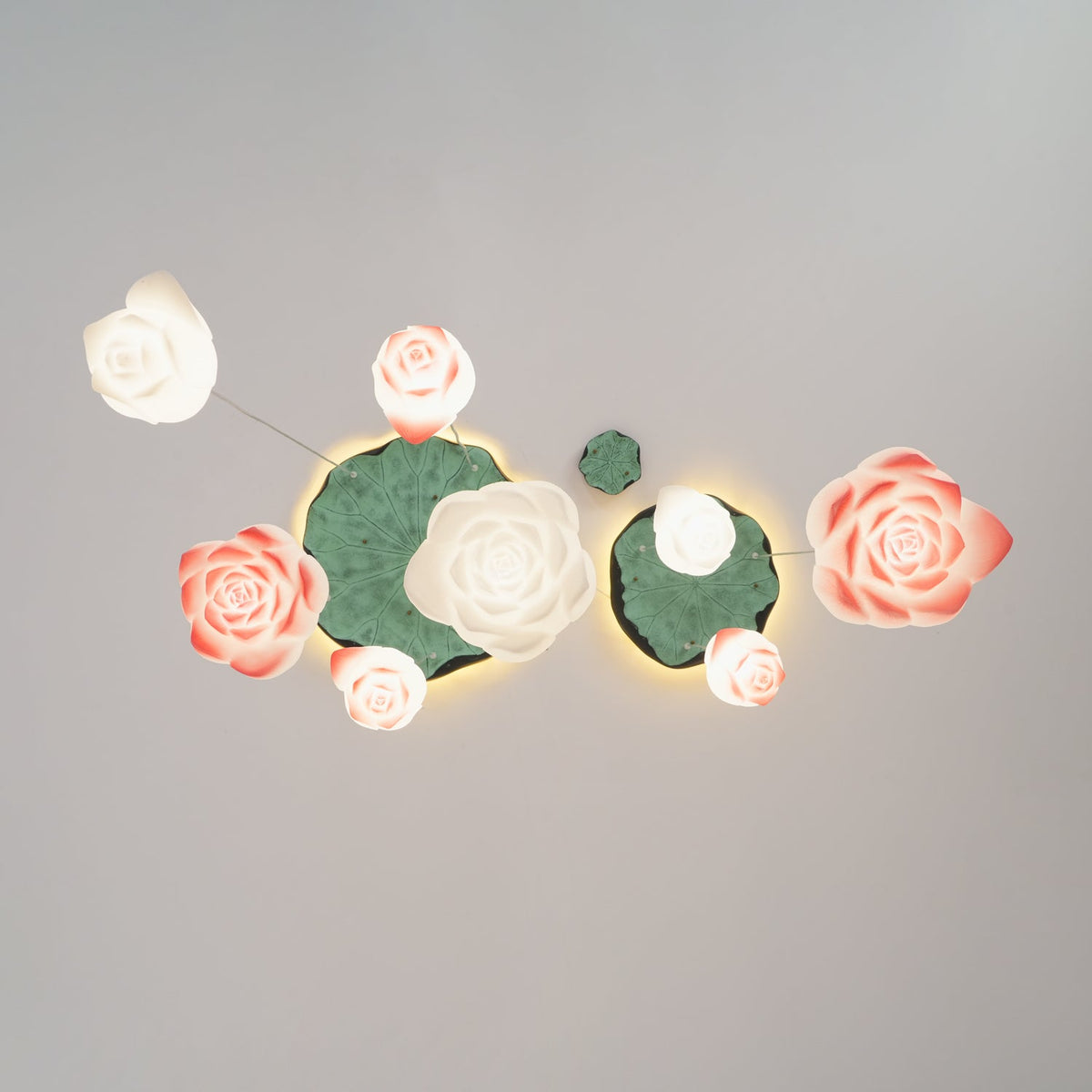 Rivinira lysekrone med lotusblomster, pendel, pink og hvid, 7 lyskilder