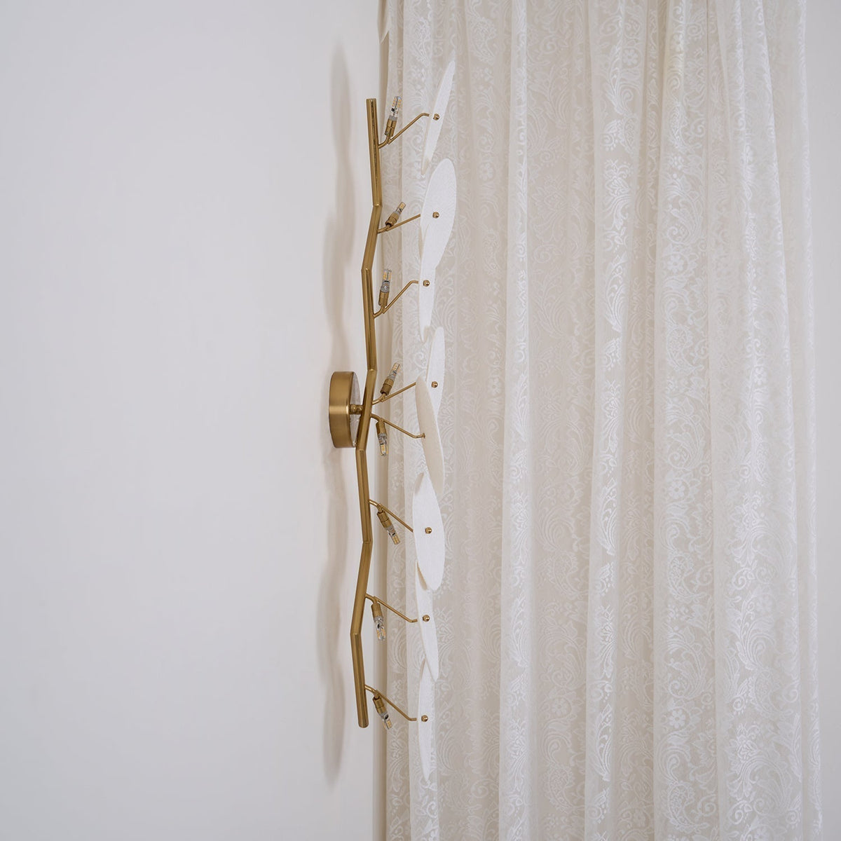 Kaivo Lotus Petal Wall Lamp