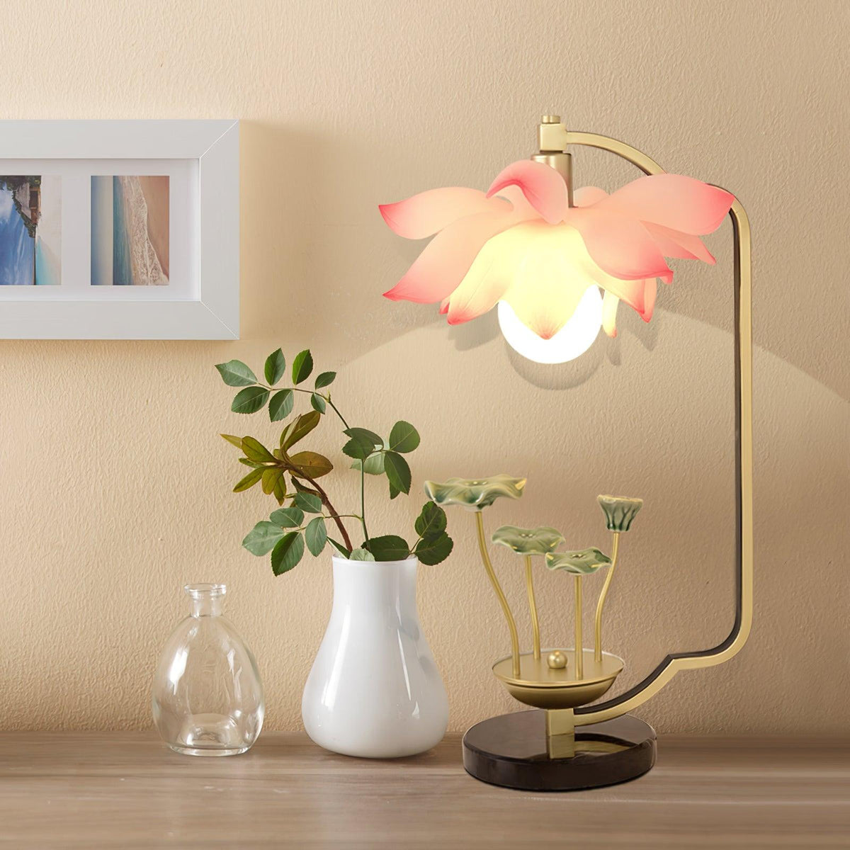Olivia bordlampe i naturlig keramik