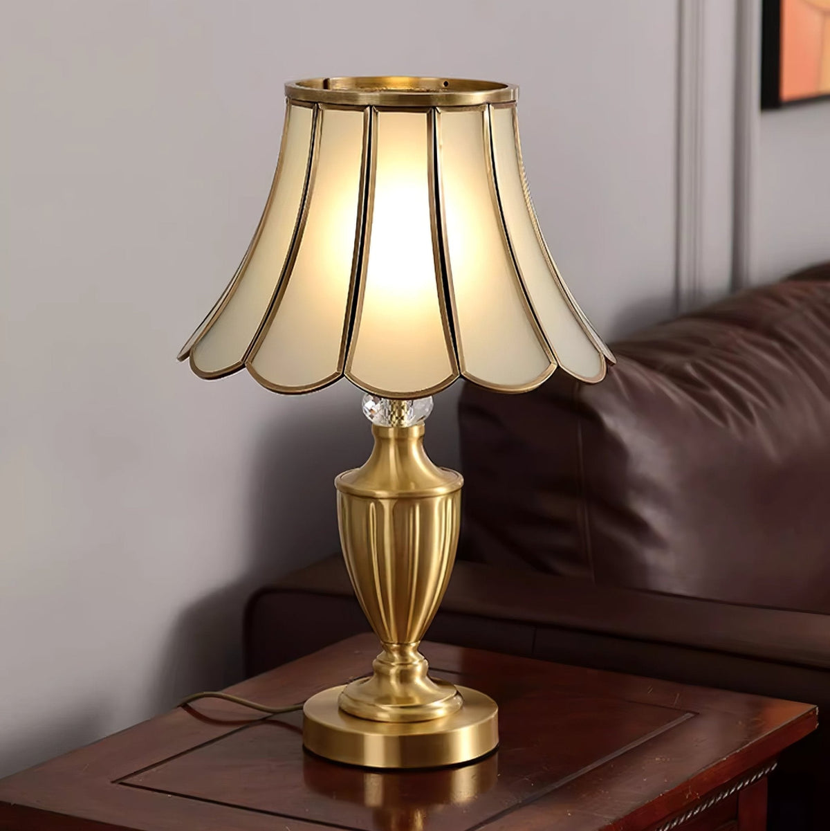 Vintagebordslampa i mässing och glas Valencia