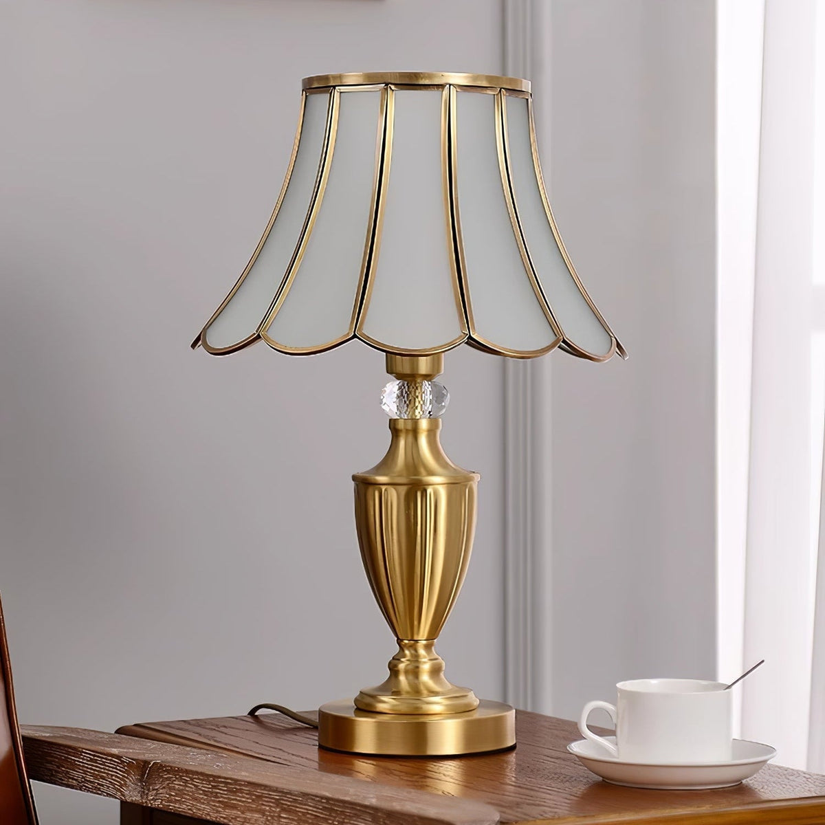 Vintagebordslampa i mässing och glas Valencia