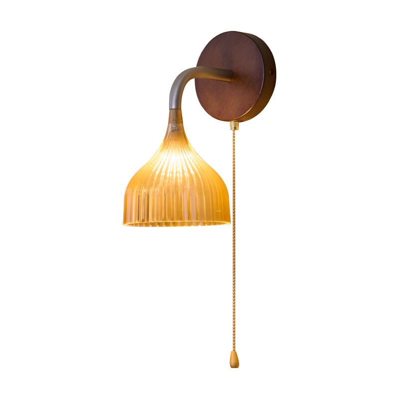 Cimararae elegant klassisk vägglampa i trä