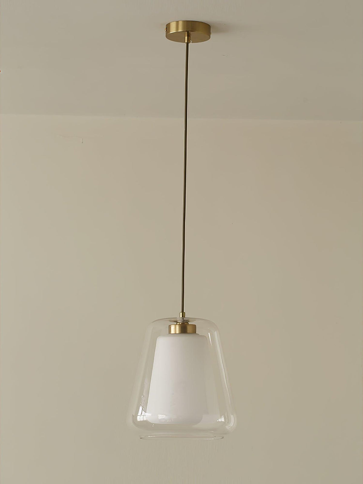 Ate moderne pendellampe i guld