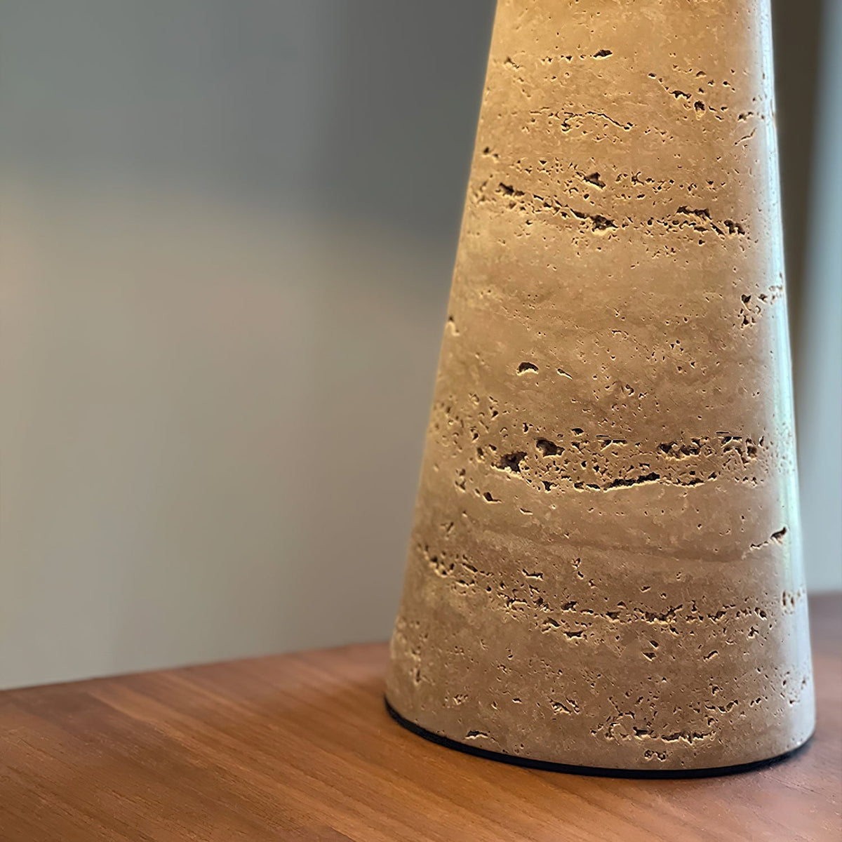 Calm Table Lamp