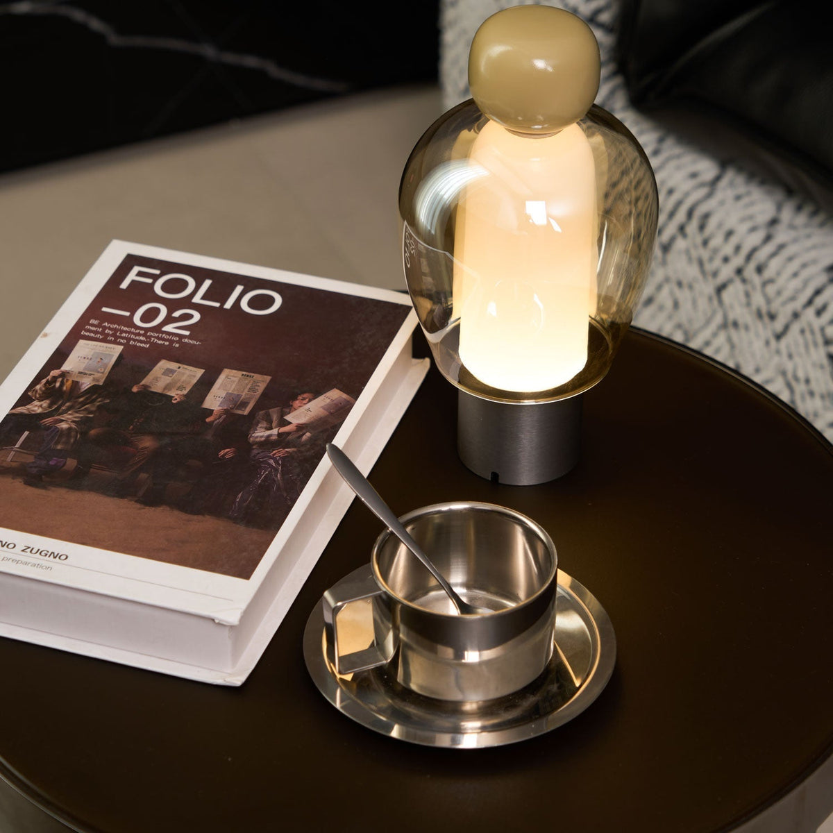 Candeeiro de mesa artístico em vidro Nara