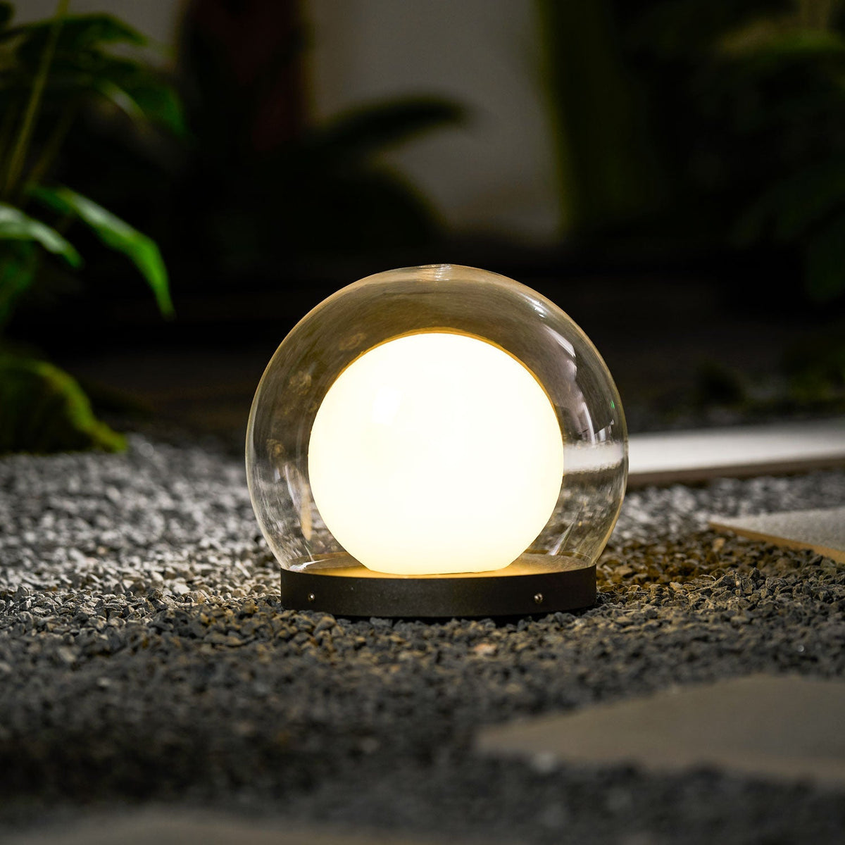 Calelise kuppelformet udendørs bordlampe