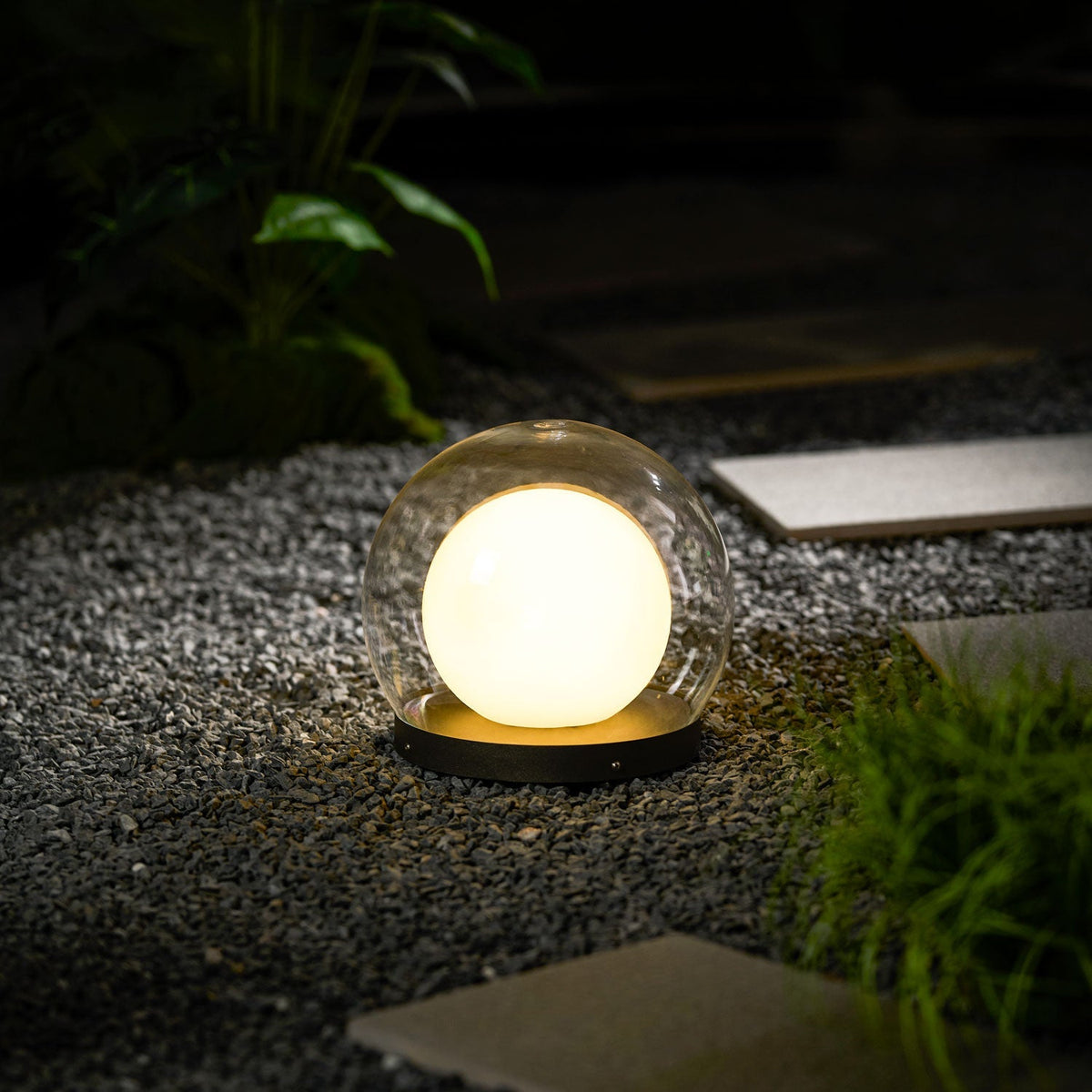 Calelise kuppelformet udendørs bordlampe