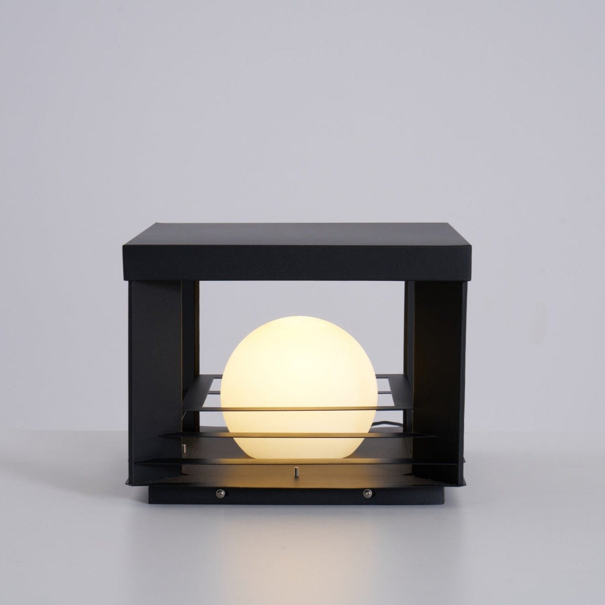 Norarine udendørslampe i kasseform