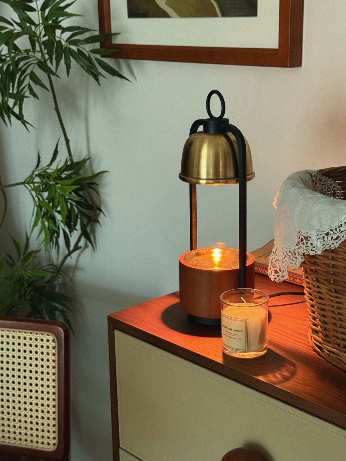 Candeeiro de mesa Rosa em madeira moderna