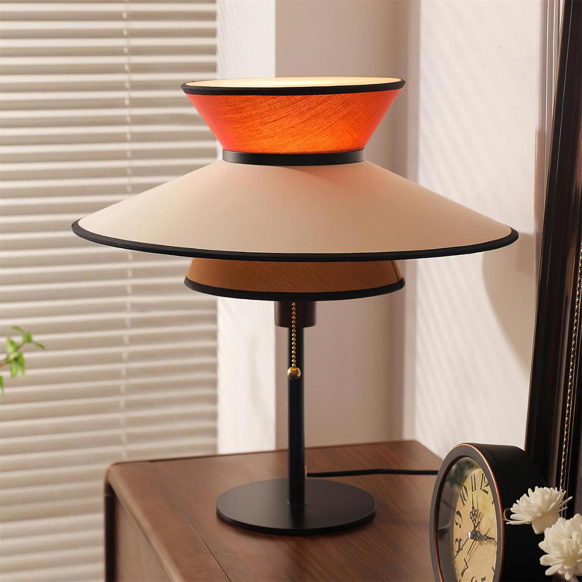 Aveniella Table Lamp