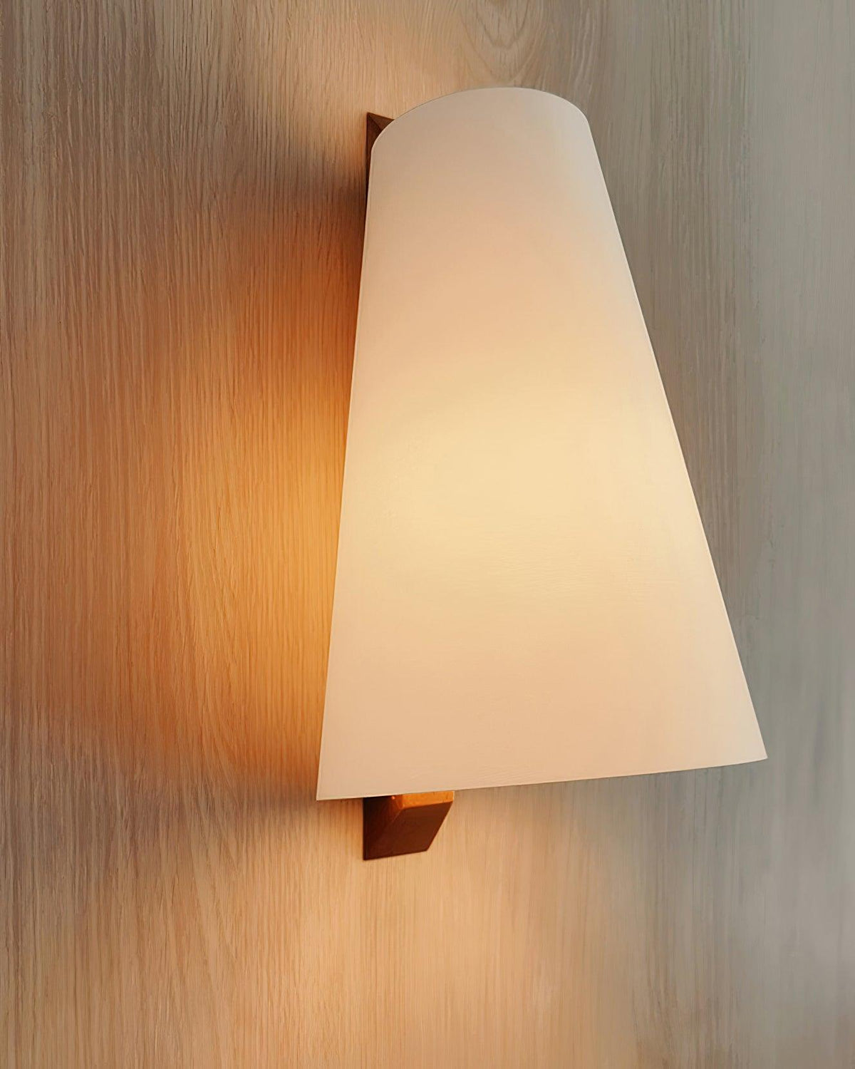 Miriam modern minimalistisk vägglampa i plast