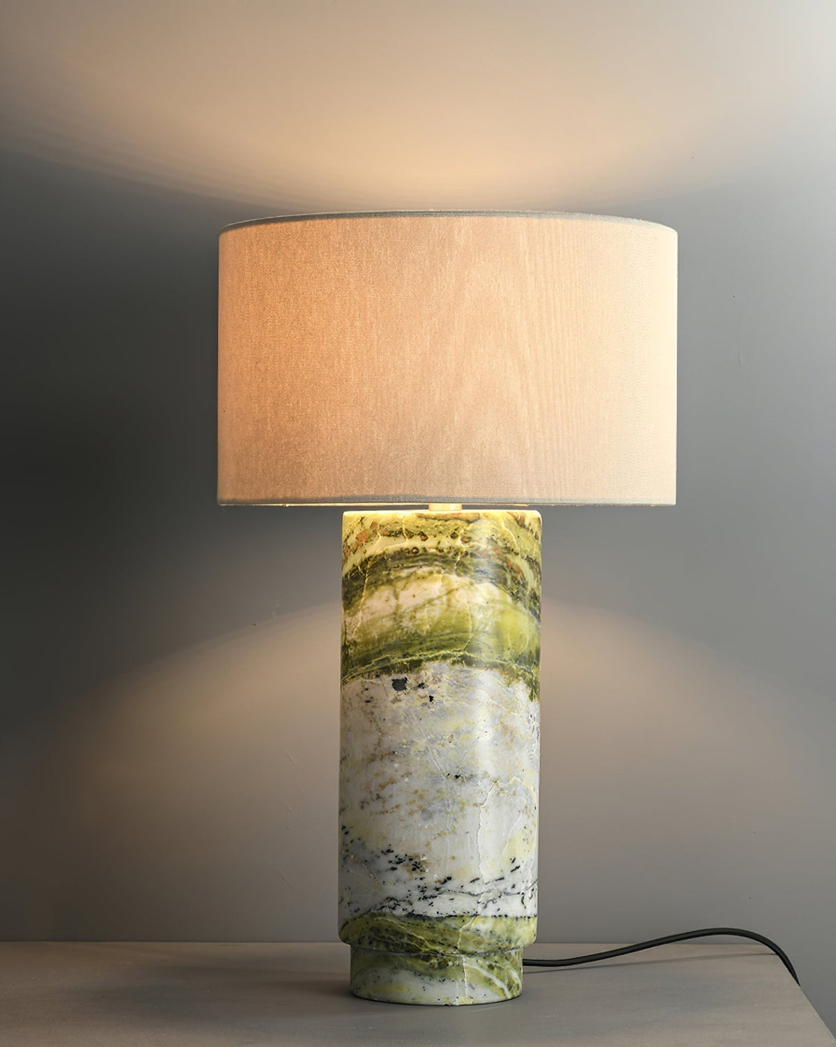 Viraelella Table Lamp