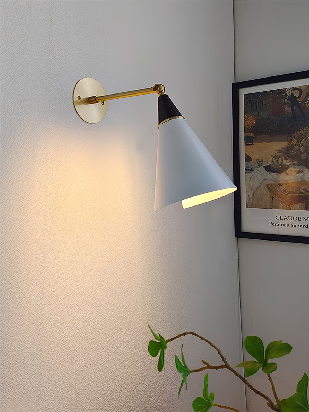 Orieiella modern minimalistisk vägglampa i mässing