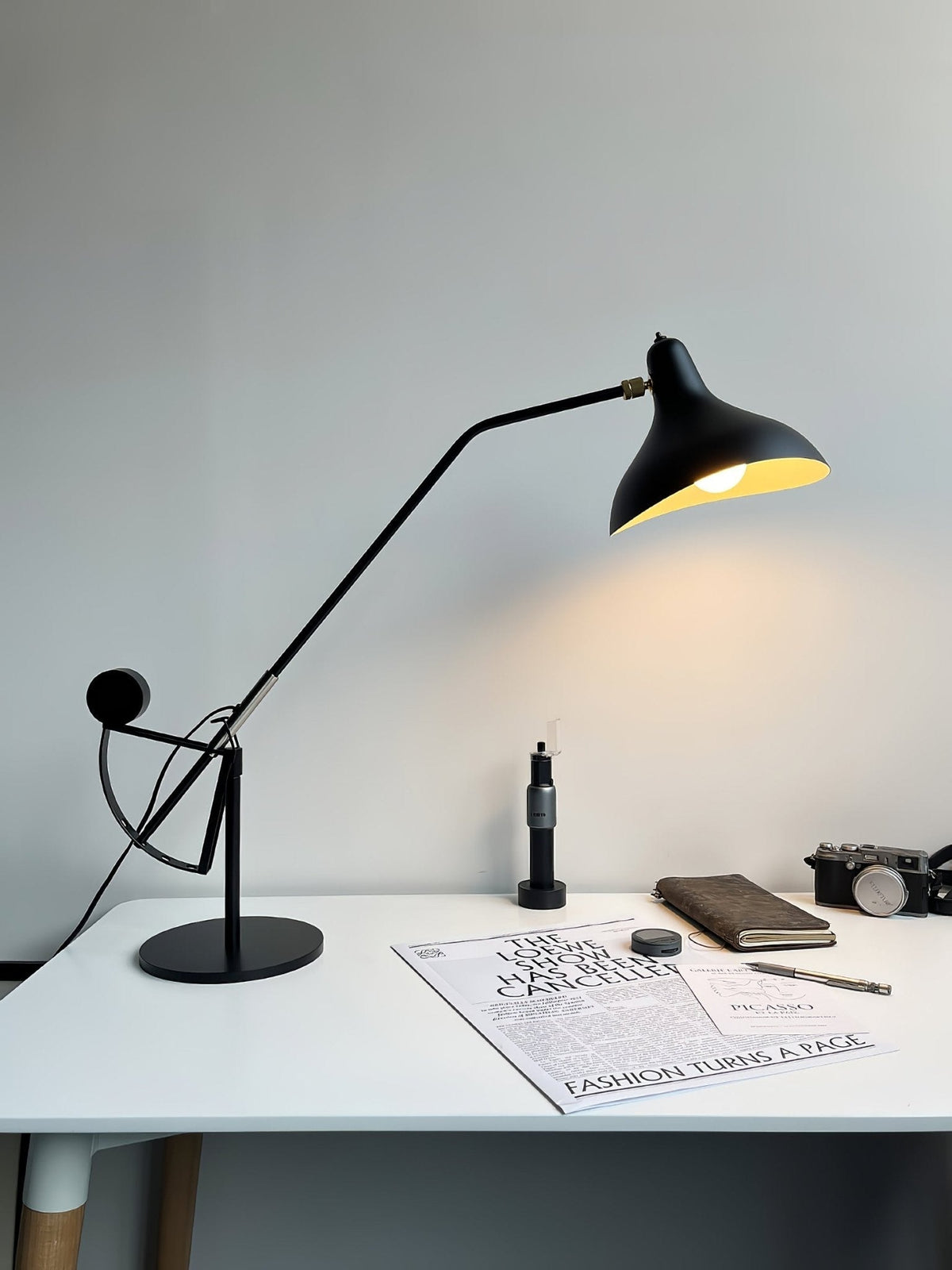 Sfera industriell bordslampa