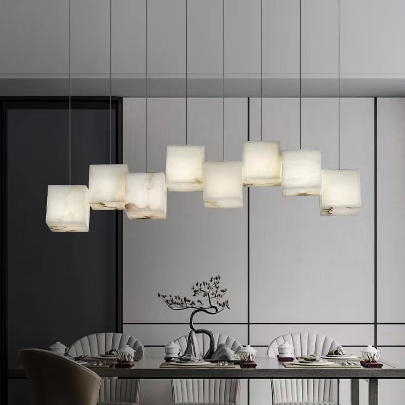 Alabasterikattokruunu, kuutiomainen laatikkomainen eleganssi