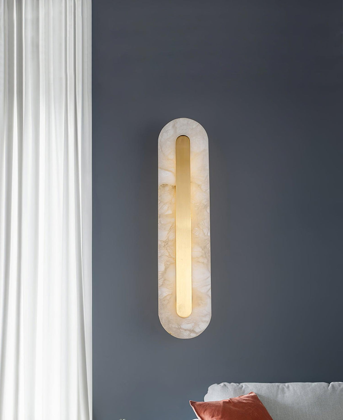 Selvia minimalistisk vägglampa i alabaster