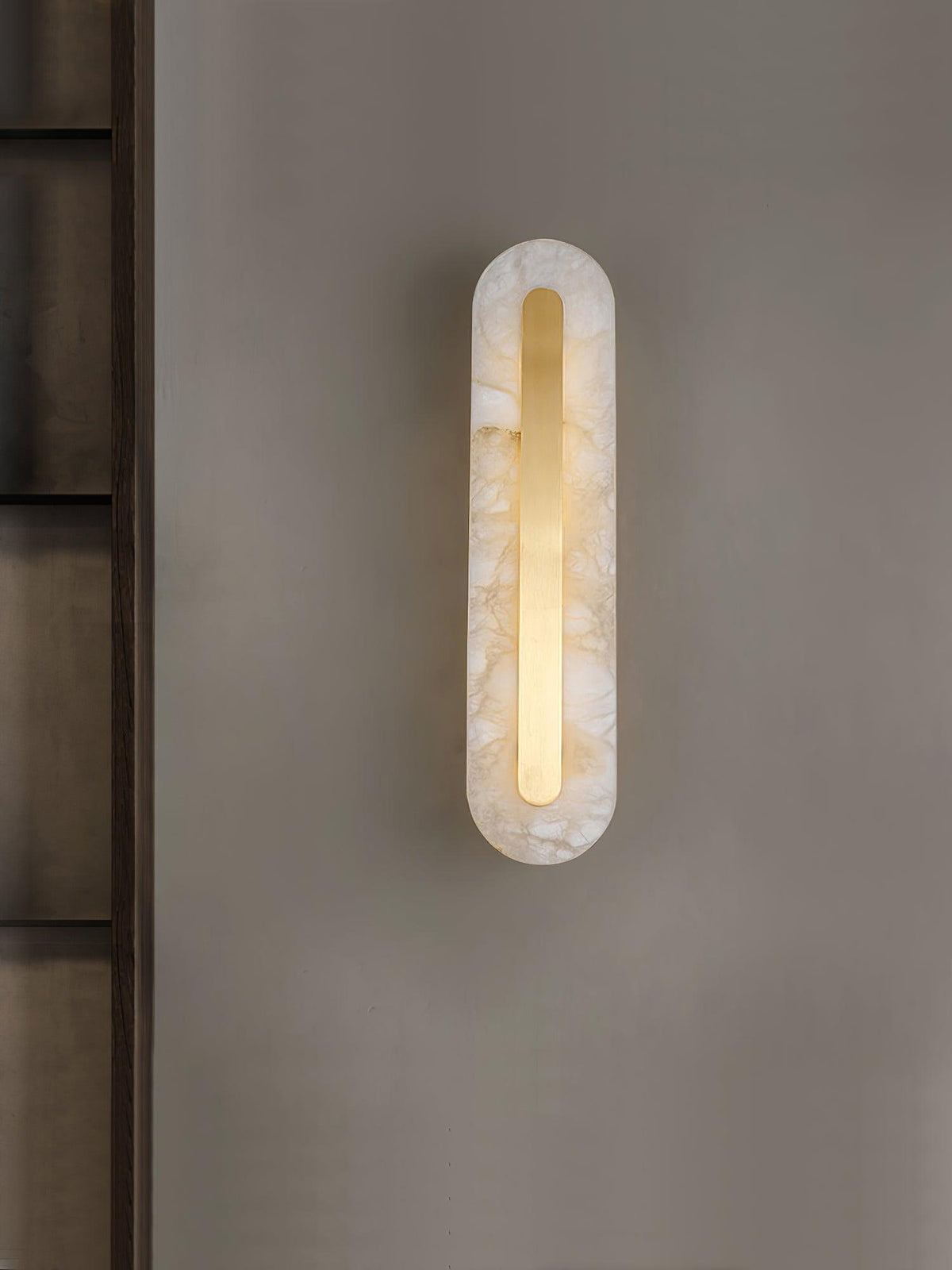 Selvia minimalistisk vägglampa i alabaster