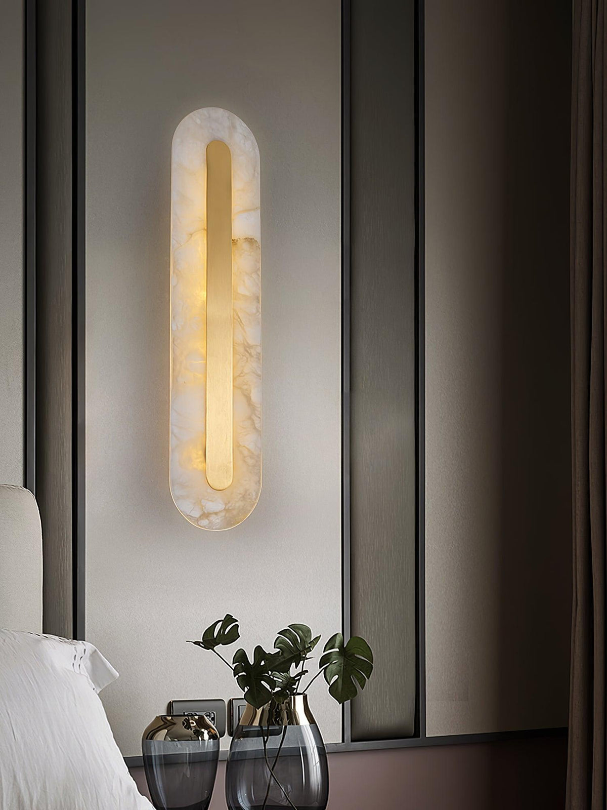 Selvia minimalistisk vägglampa i alabaster