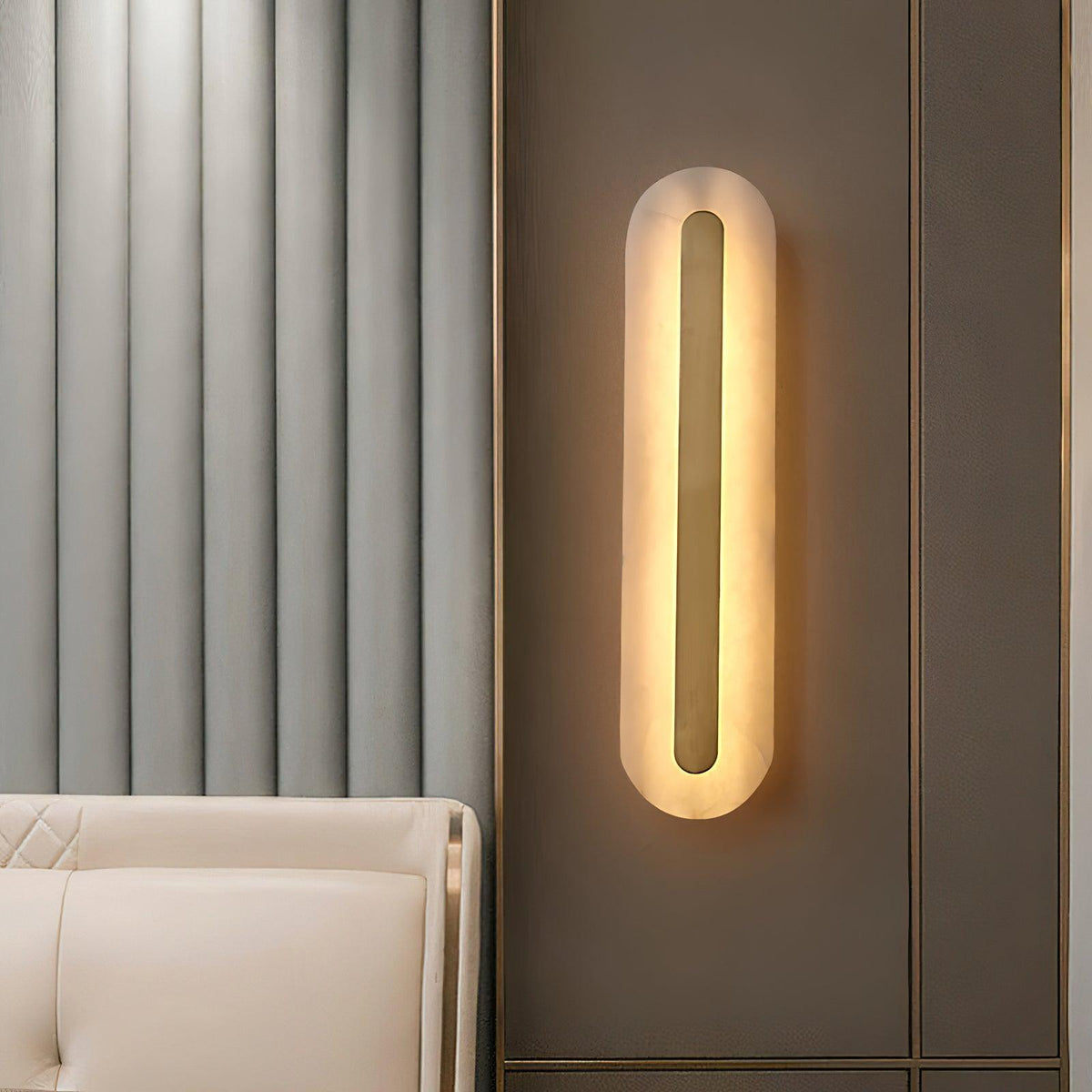 Selvia minimalistisk vägglampa i alabaster
