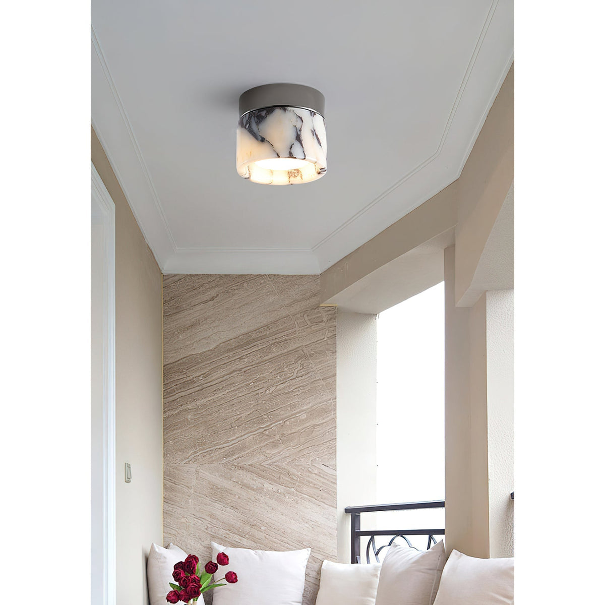 Selielle rund loftslampe i marmor