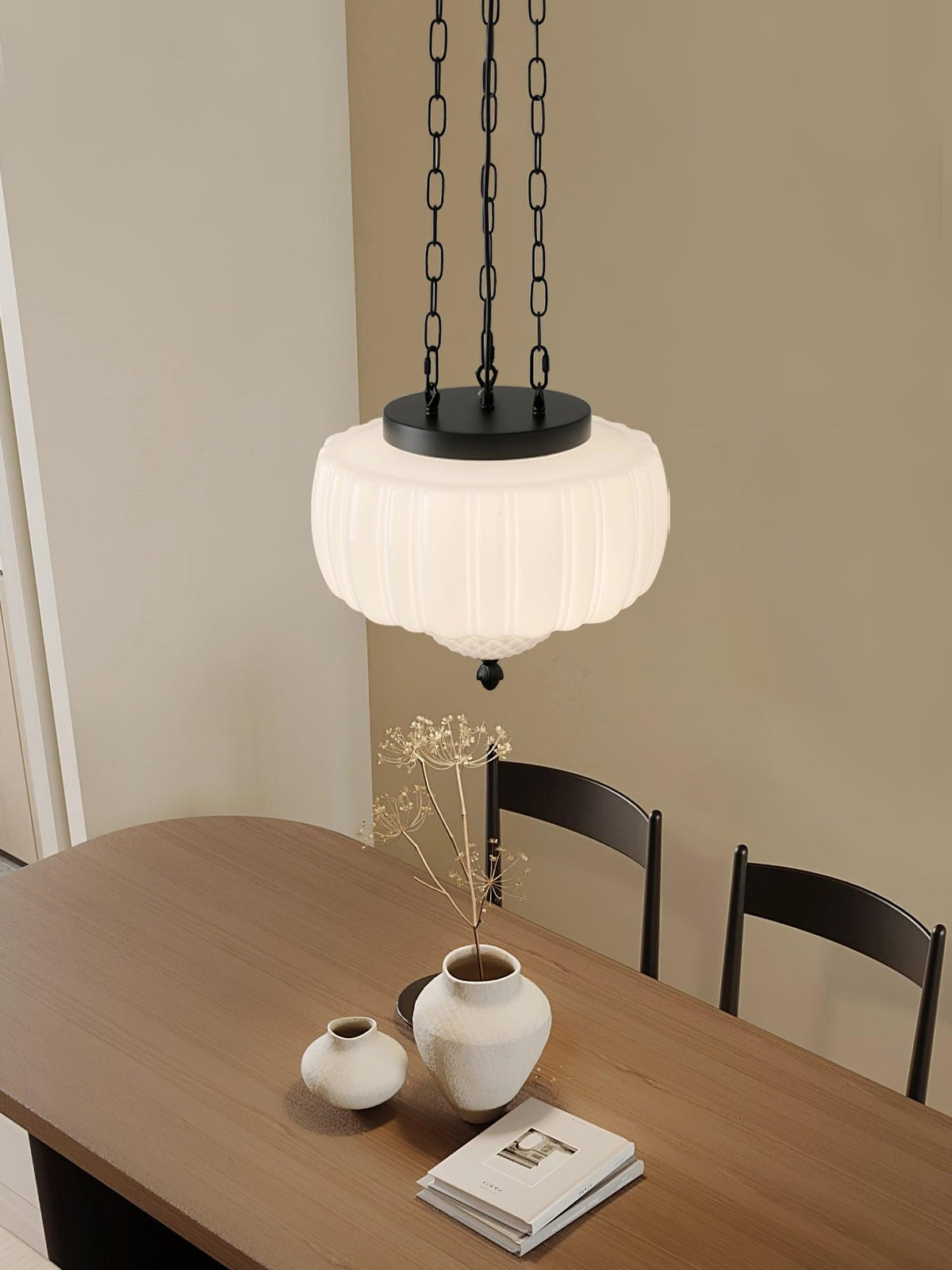 Yara moderne pendel i glas