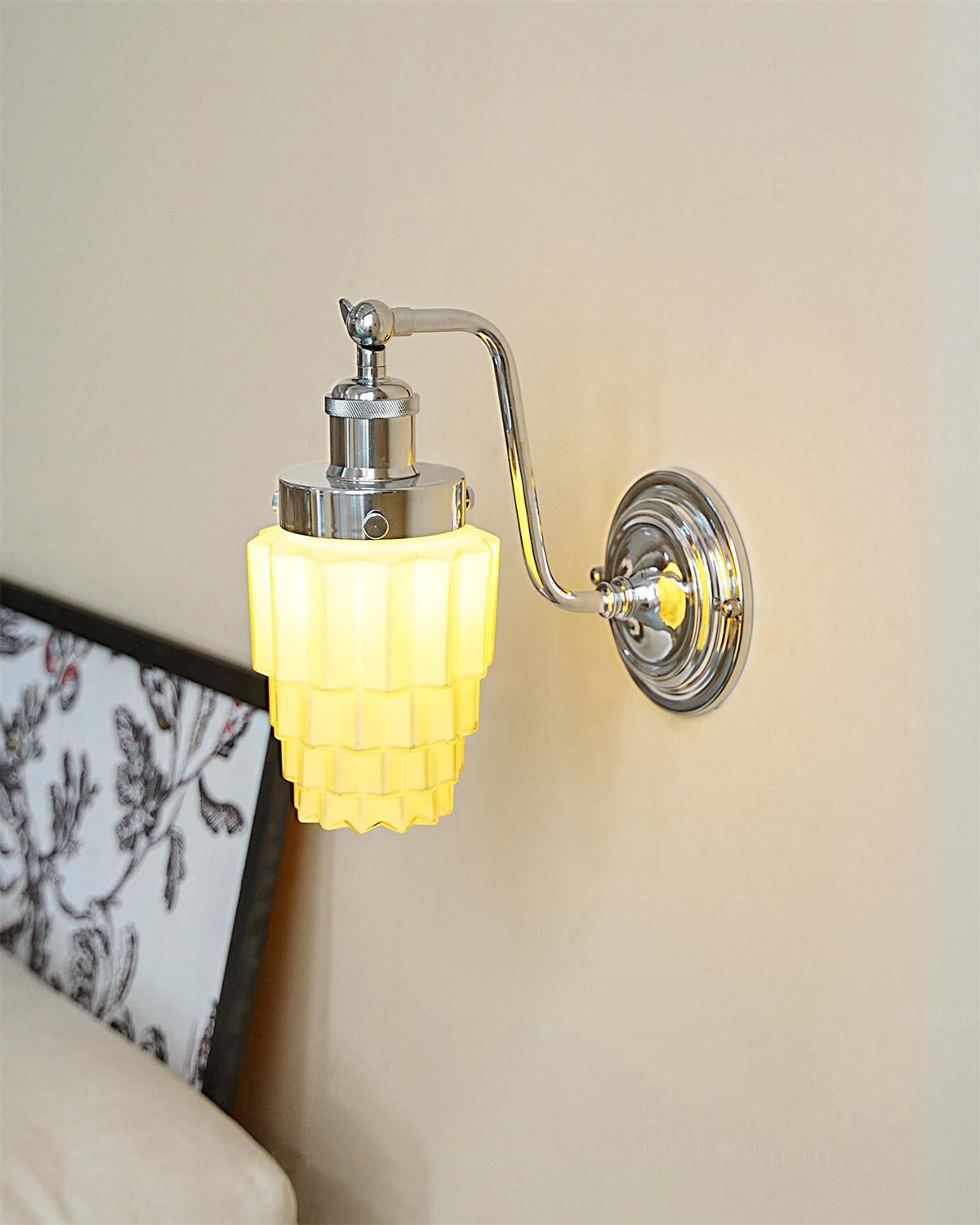 Velerella-væglampe