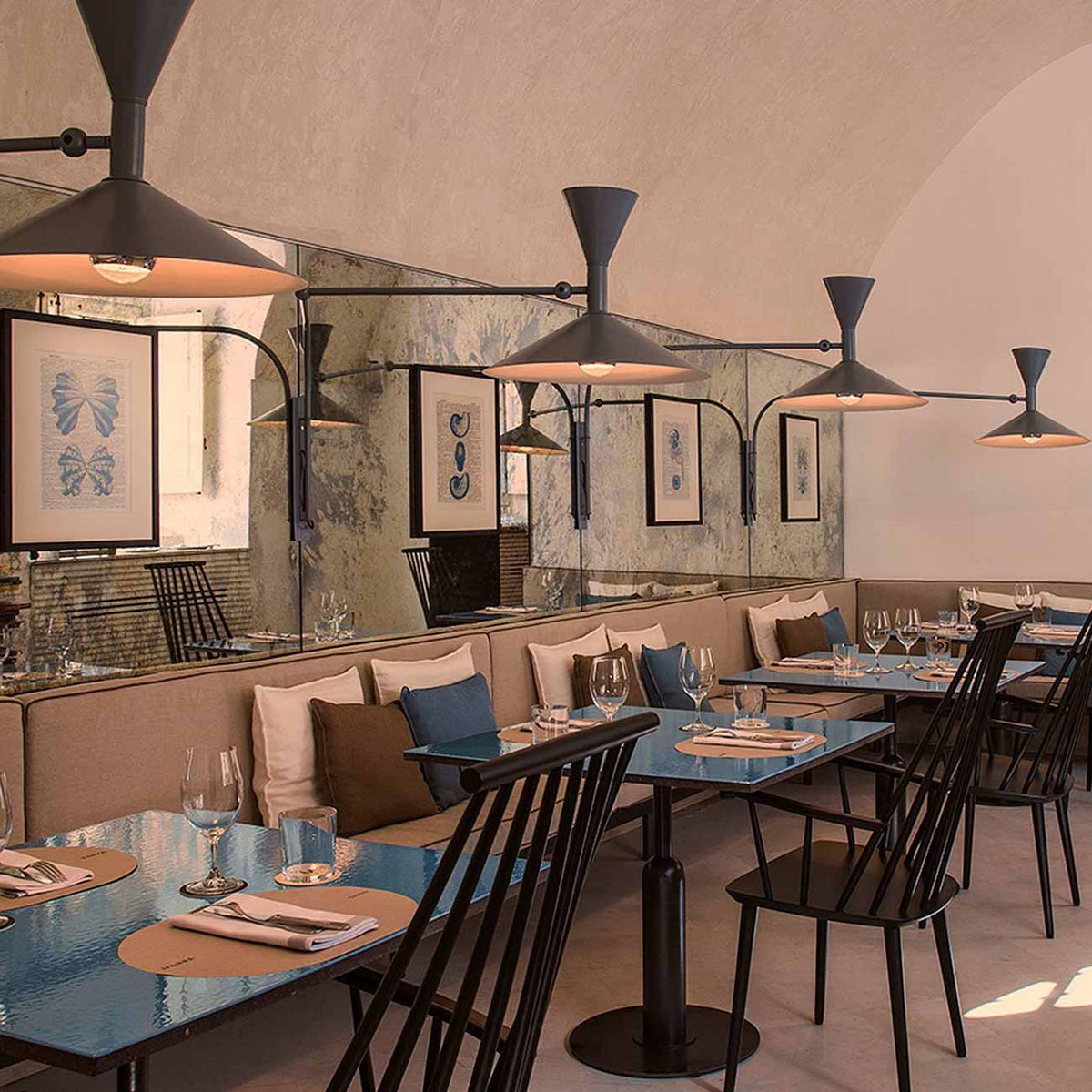 Viraelaria vägglampa Marseille, justerbar