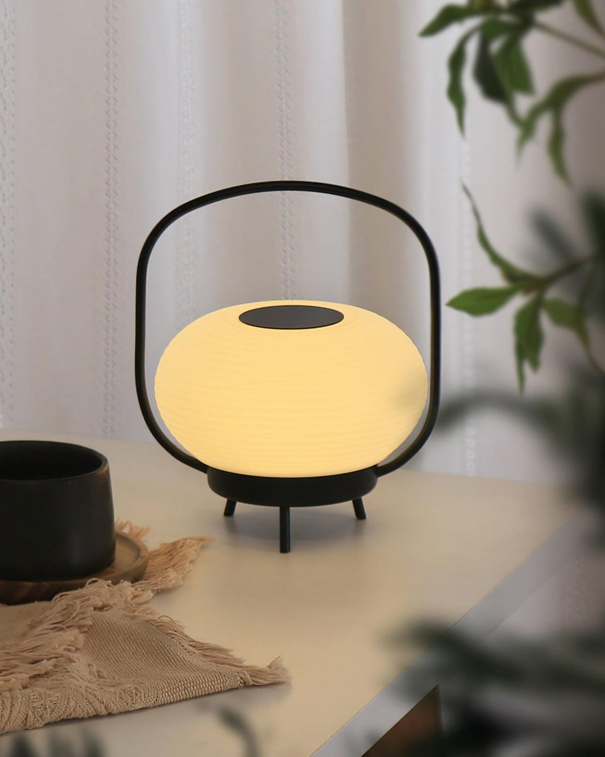 Saelan-minimalistinen pöytävalaisin