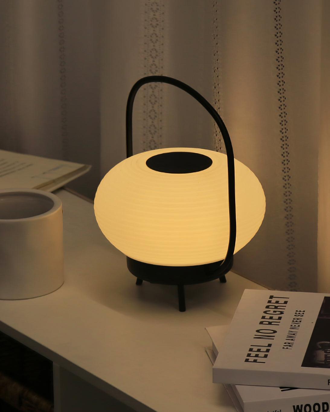 Saelan-minimalistinen pöytävalaisin