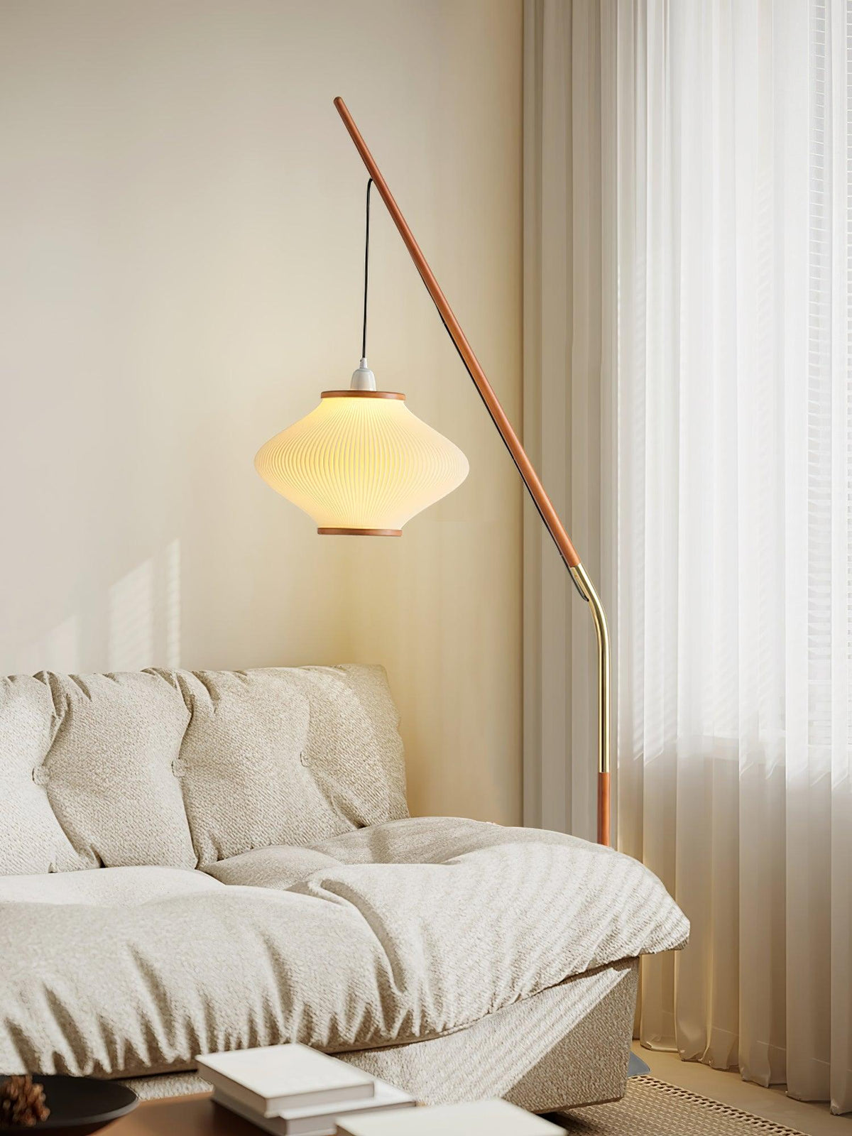 Candeeiro de pé em madeira e vidro de estilo Mid-Century Ervenil