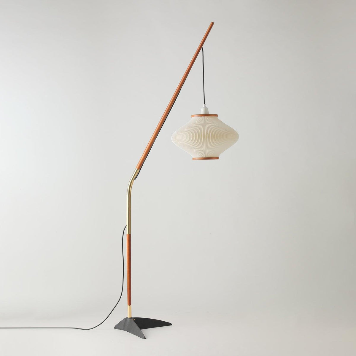 Candeeiro de pé em madeira e vidro de estilo Mid-Century Ervenil