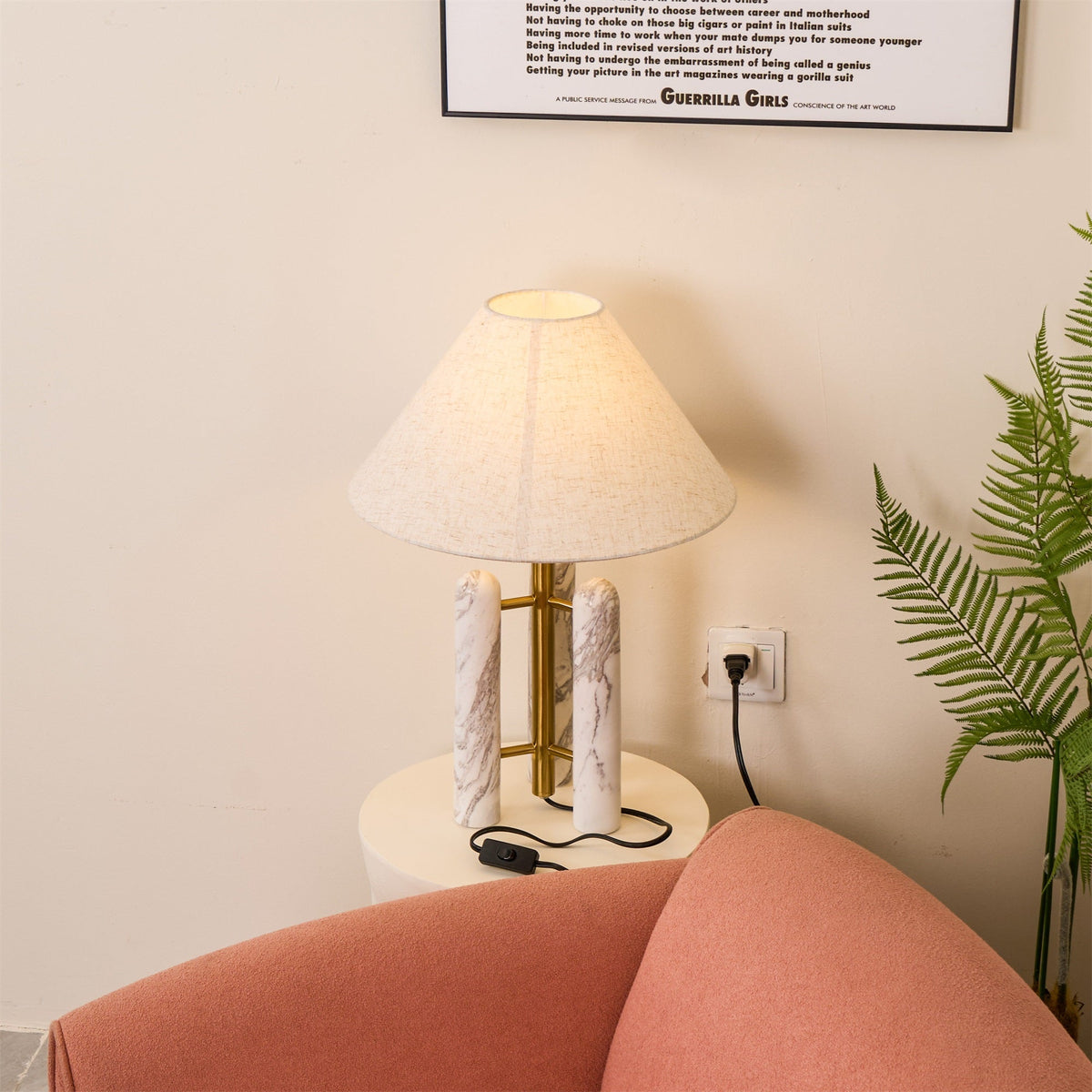 Trio moderne marmorbordlampe