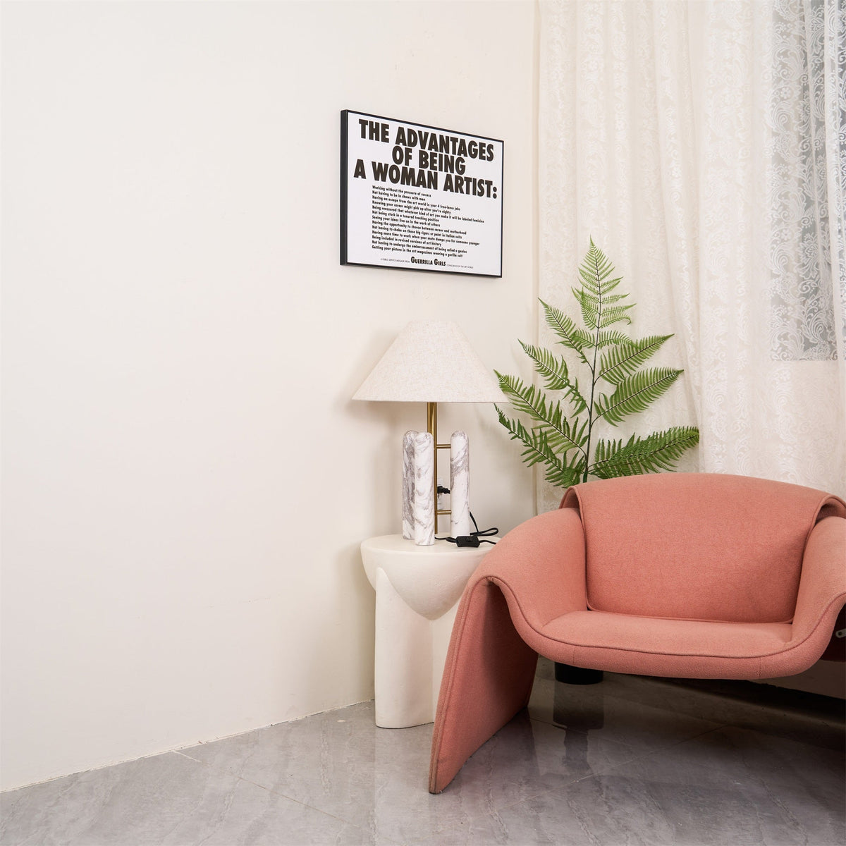 Trio moderne marmorbordlampe