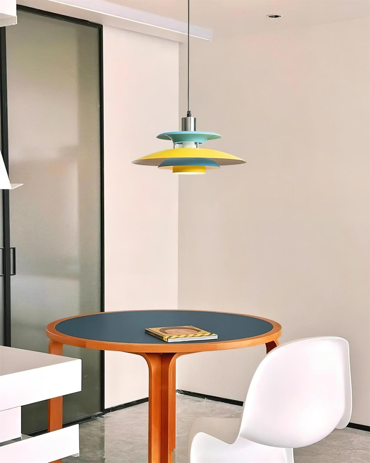Riveine pendellampa