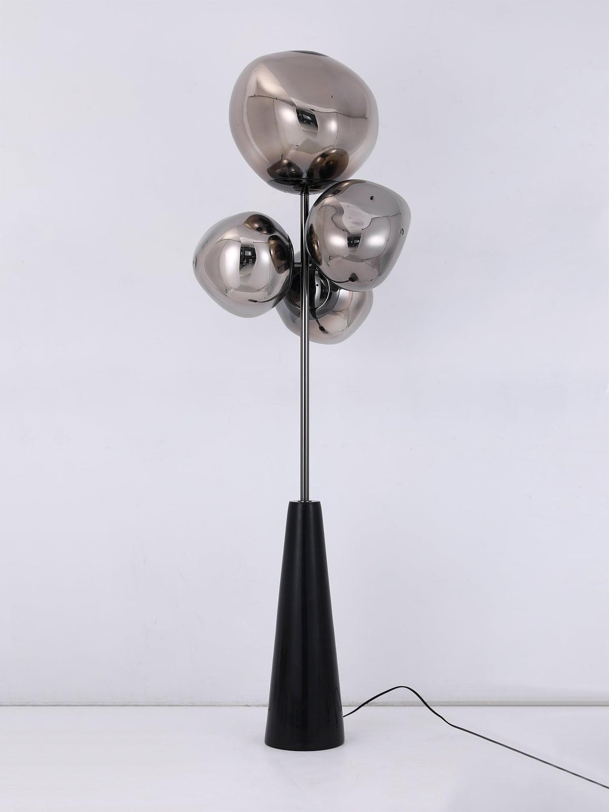 Viri modern golvlampa i marmor
