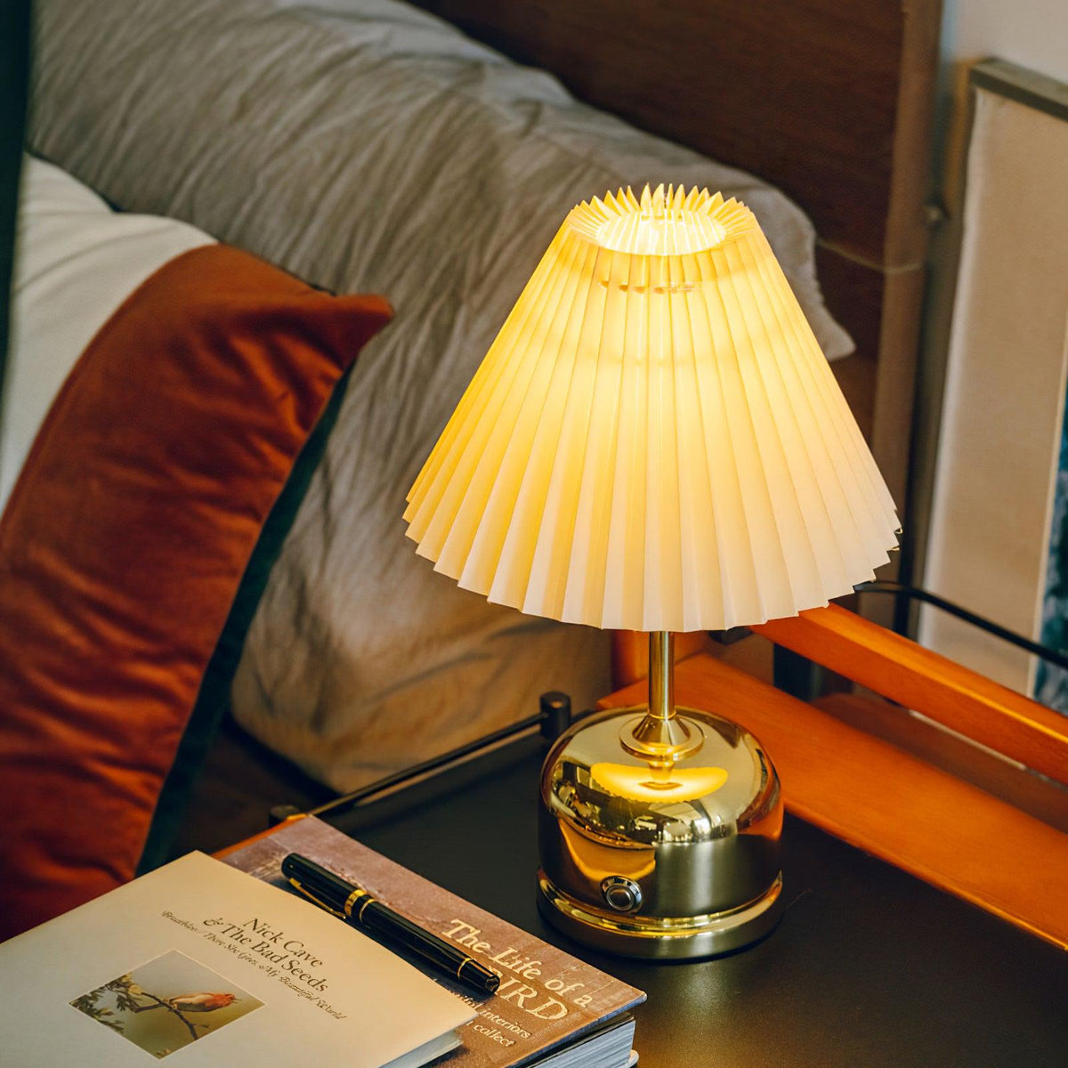 Lynn moderne bordlampe