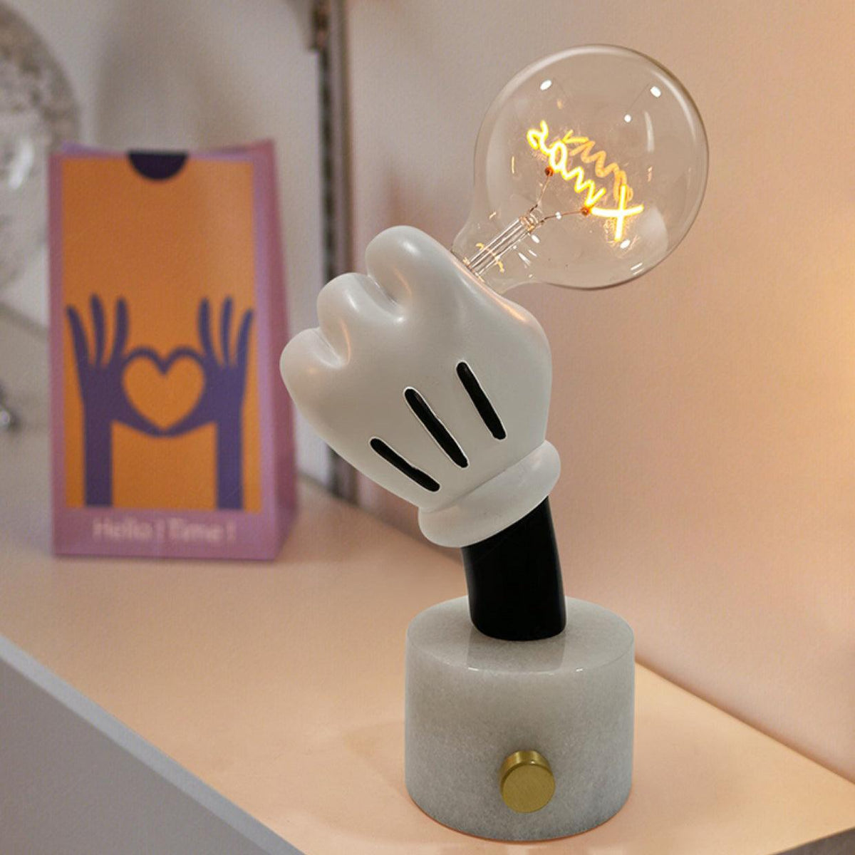 Cosoril tecknad bordslampa med handskar