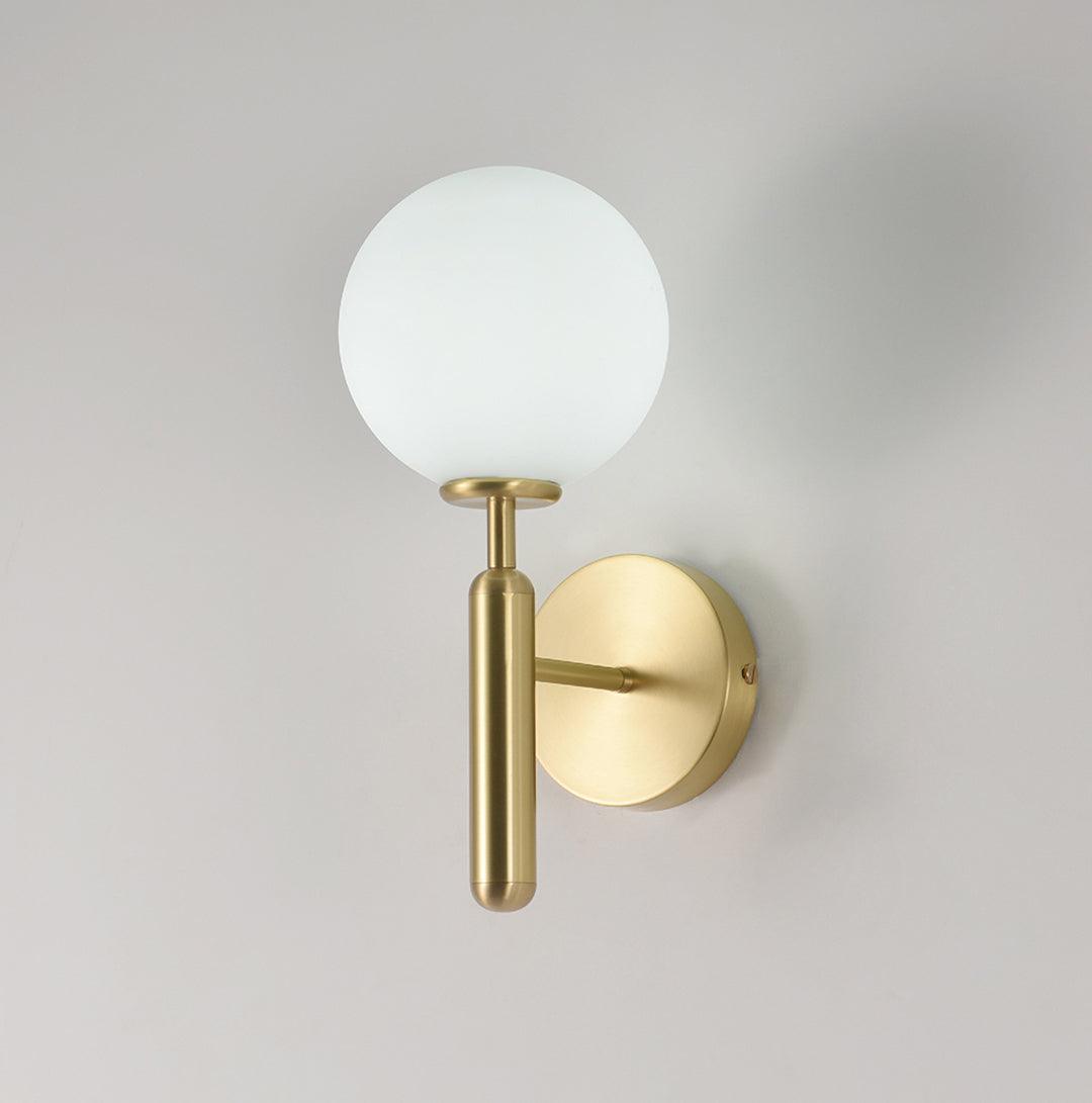 Luminária de parede Ilirila moderna e minimalista de latão e vidro