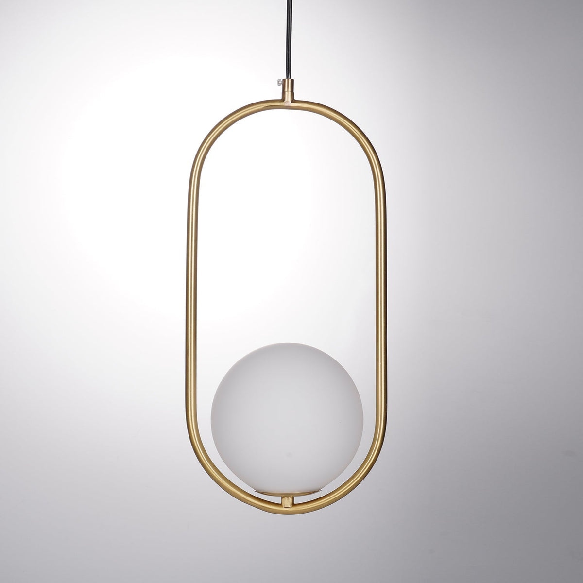 Orieria-messingpendel med moderne ring
