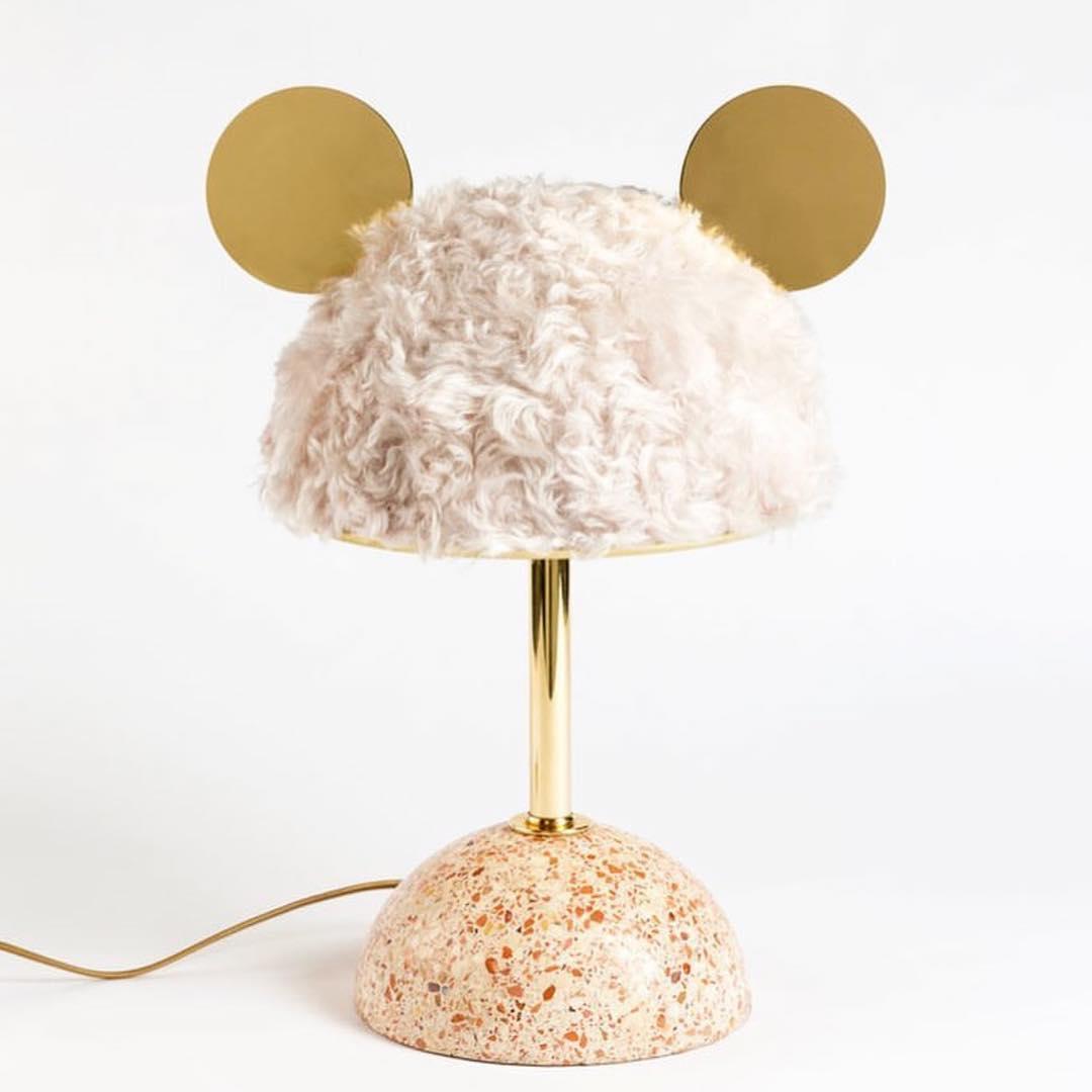 Terienise moderne bordlampe