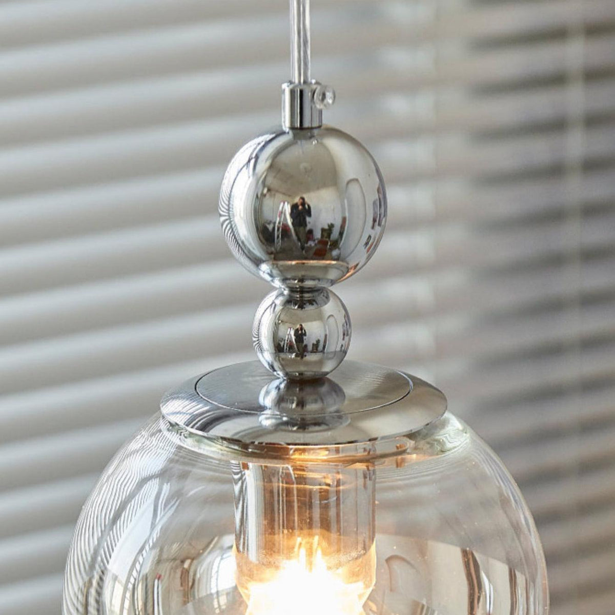 Zanorir modern minimalistisk konstnärlig pendellampa i spegelbollsglas