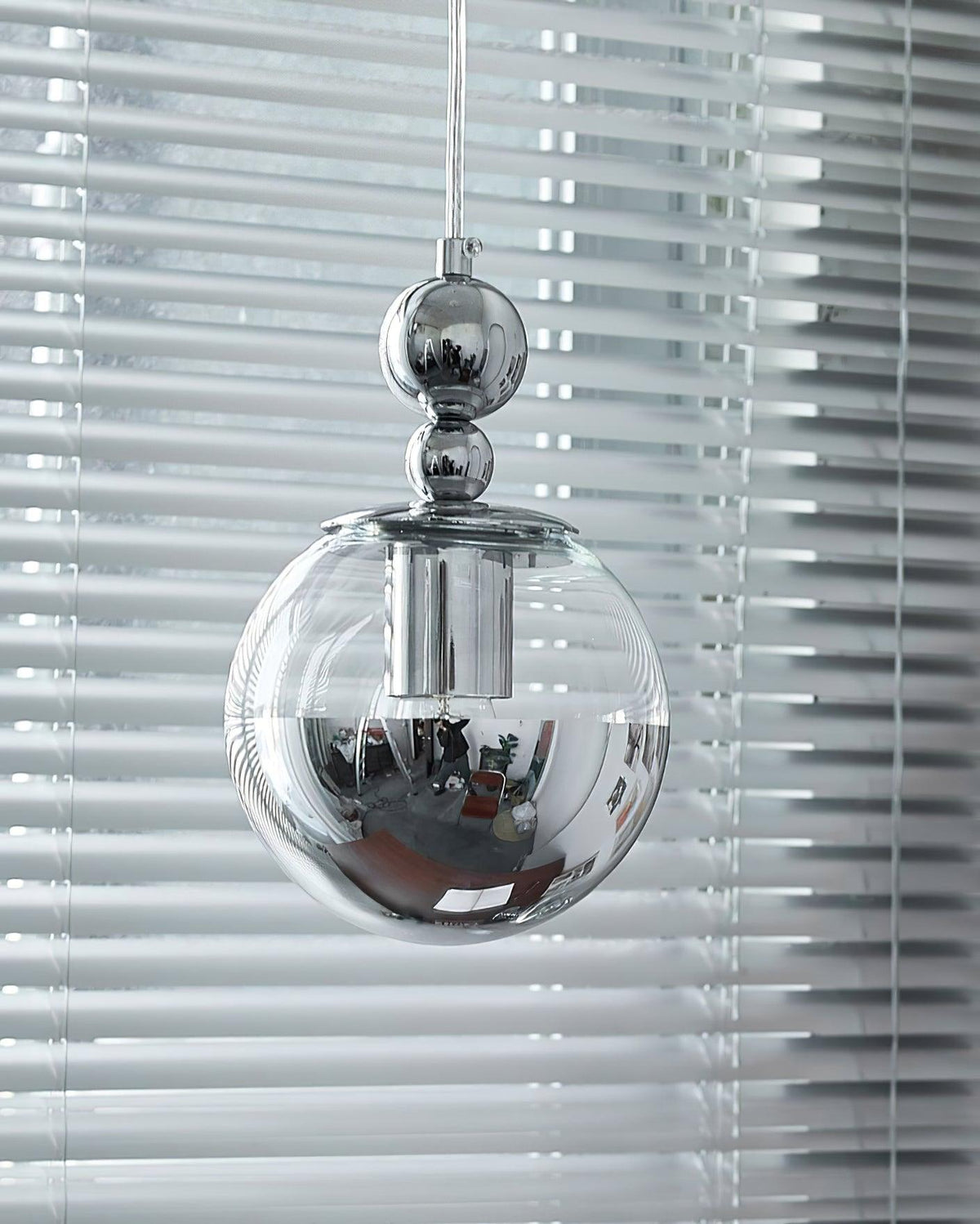 Zanorir modern minimalistisk konstnärlig pendellampa i spegelbollsglas
