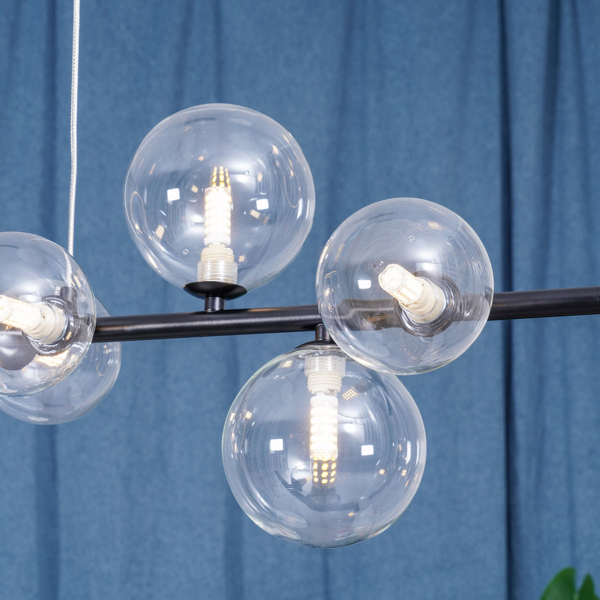 Edvane lysekrone i glas, bobler, nordisk sort LED