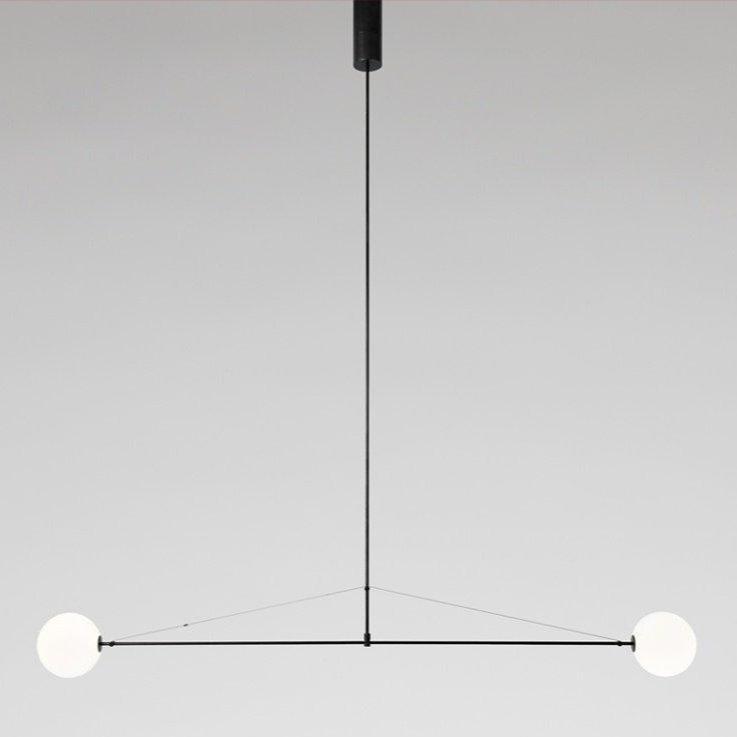 Candelabro Viraiseon móvel, preto e minimalista