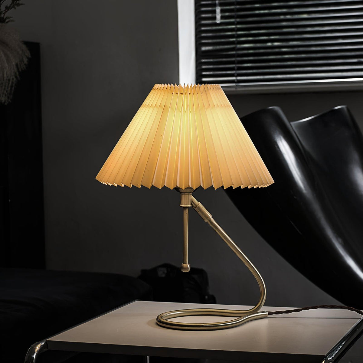 Candeeiro de mesa de tecido transparente Linuia