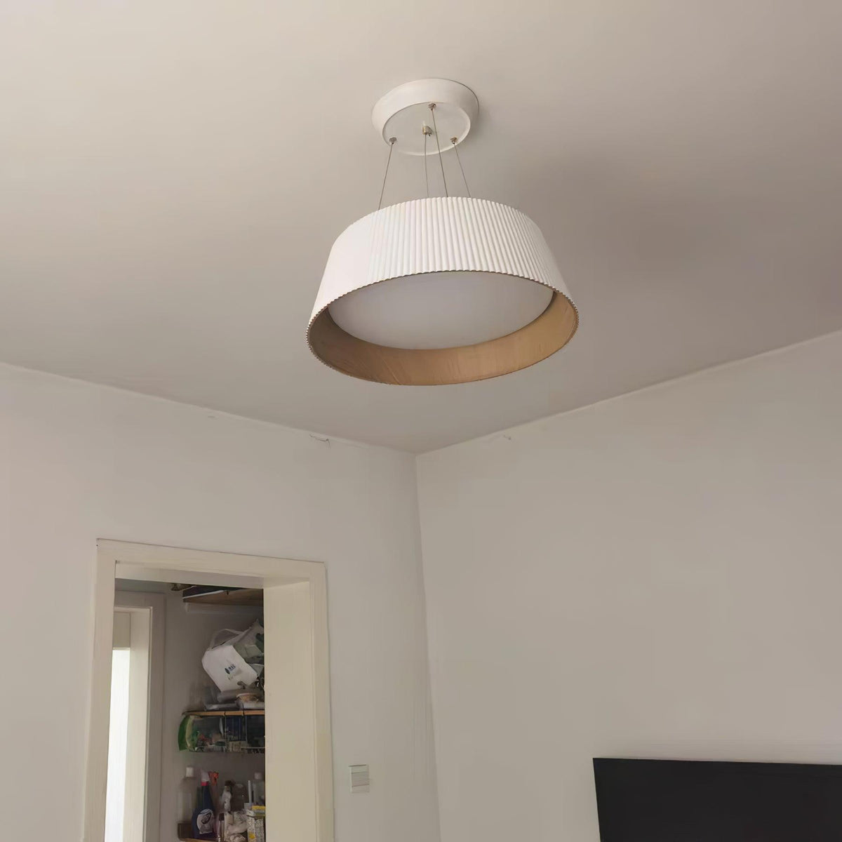 Eru klassisk minimalistisk pendellampe