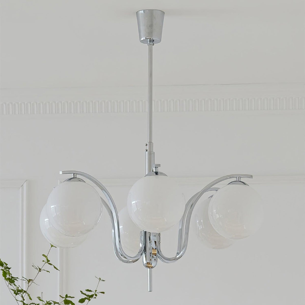 Eiroaria lysekrone i krom og glas, art deco, elegant