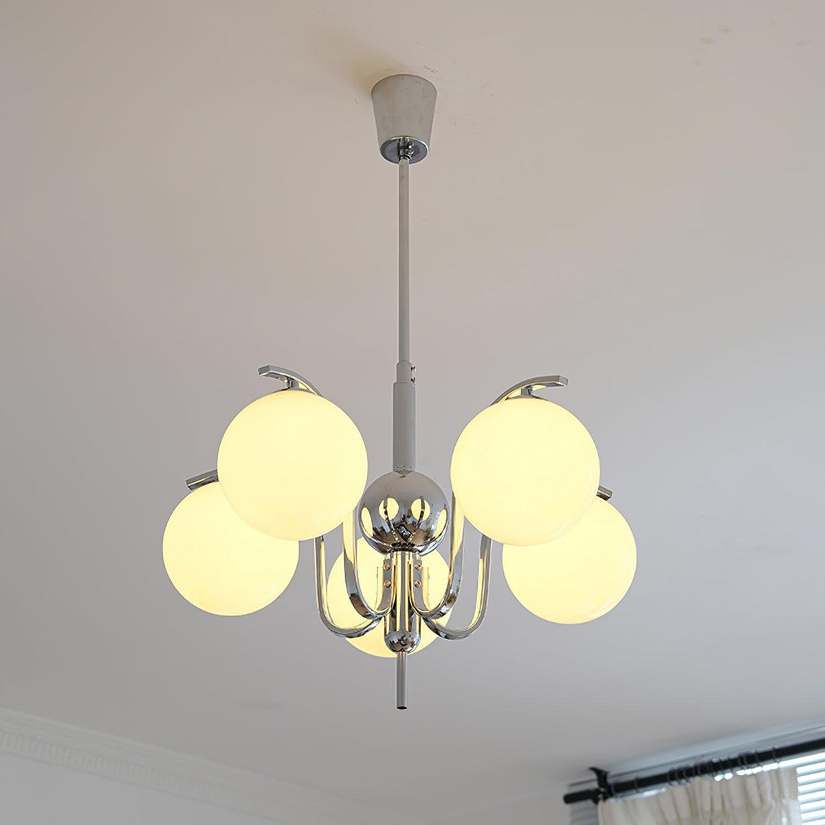 Eiroaria lysekrone i krom og glas, art deco, elegant